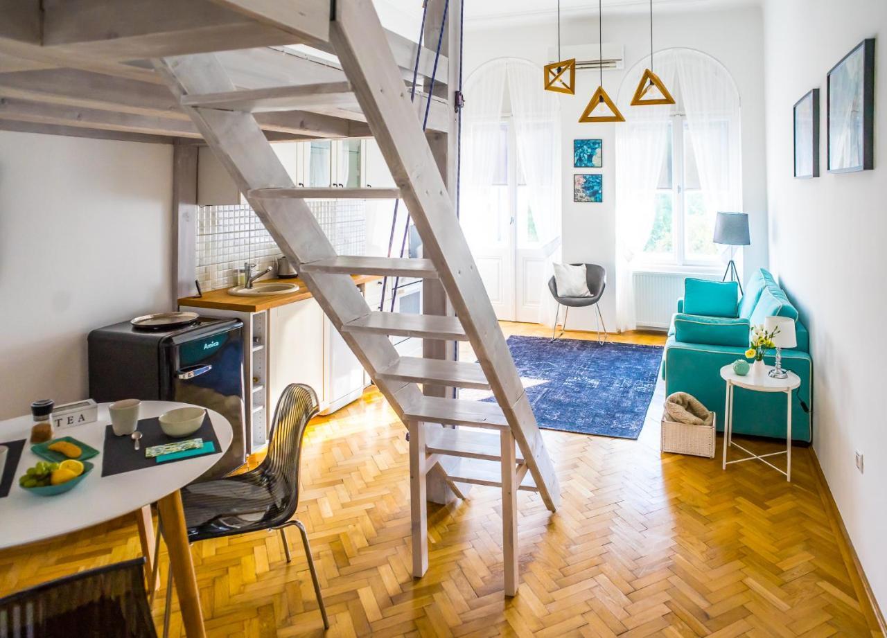 Ybl Apartment City Center Székesfehérvár Buitenkant foto